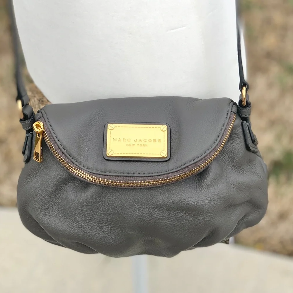 MARC JACOBS Gray Leather Crossbody Bag - Picture 2 of 11